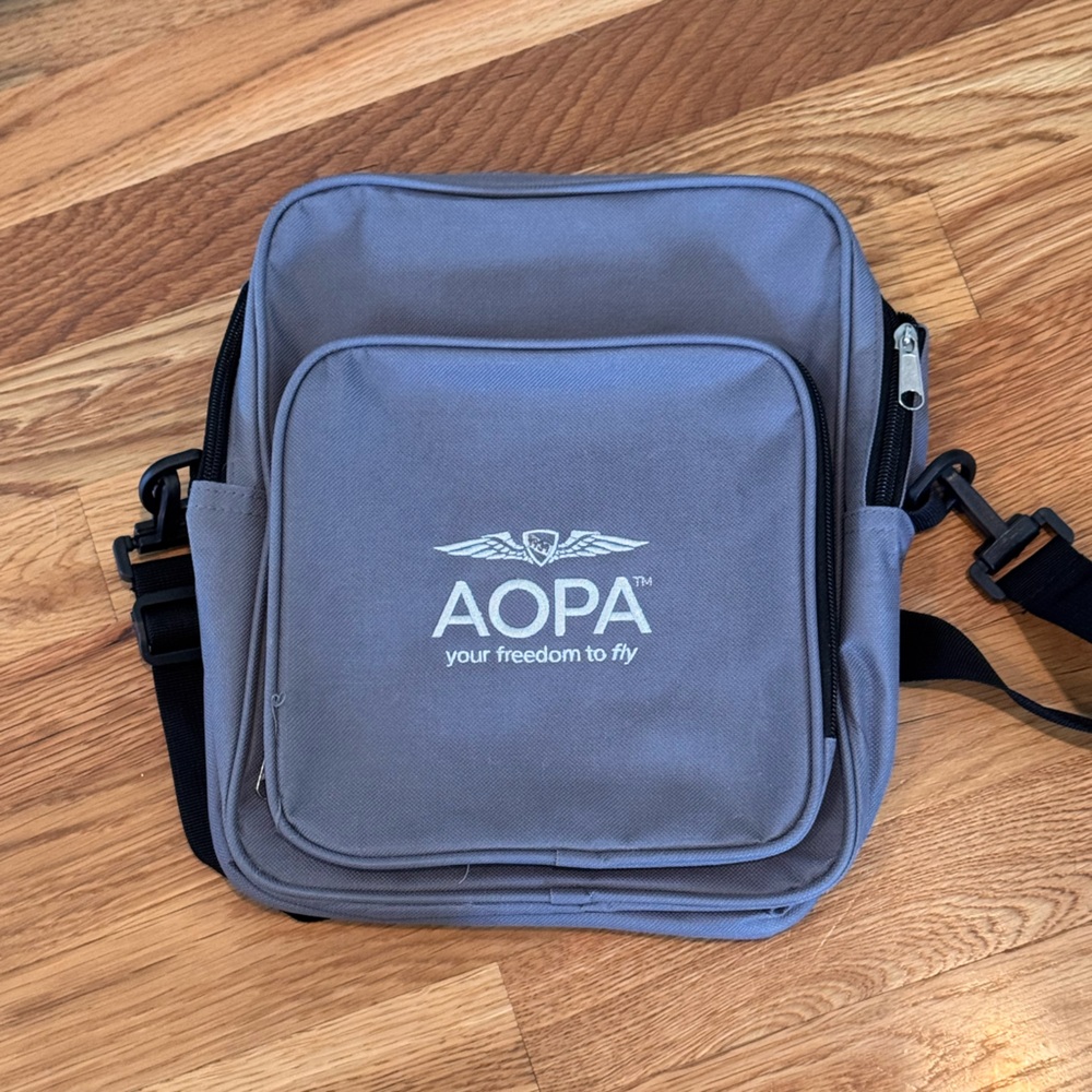 AOPA PILOT’S FLIGHT BAG